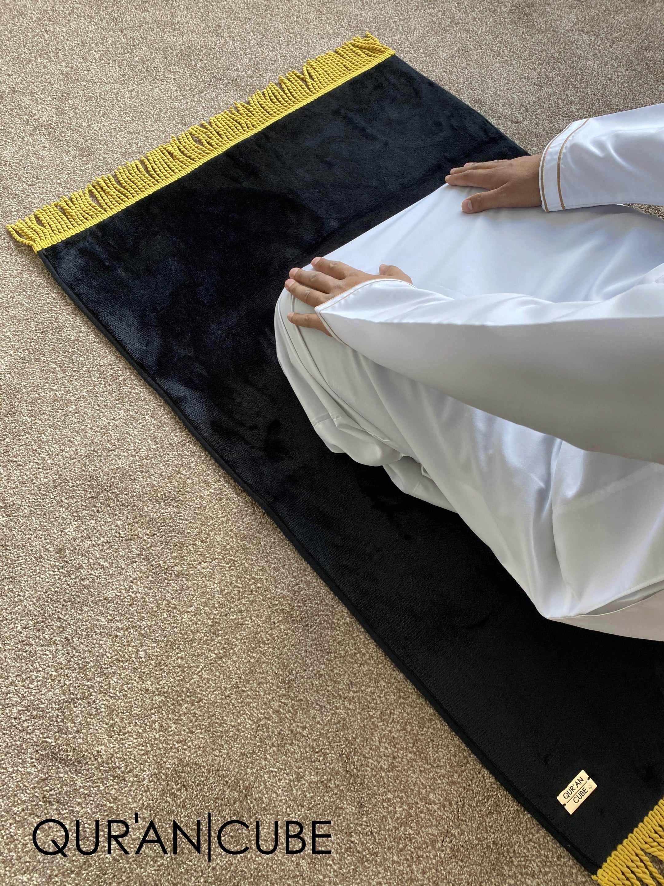 Quran Cube – Super Soft Prayer Mat Gift Set - Image 12