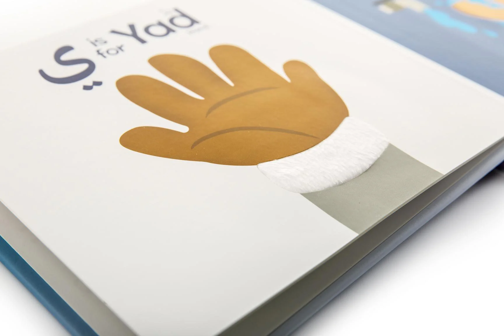 Touch & Feel Alif Baa Taa - Islamic Sensory Book - Image 8